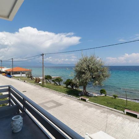 Golden Seaside 1 Apartman Néa Róda Kültér fotó