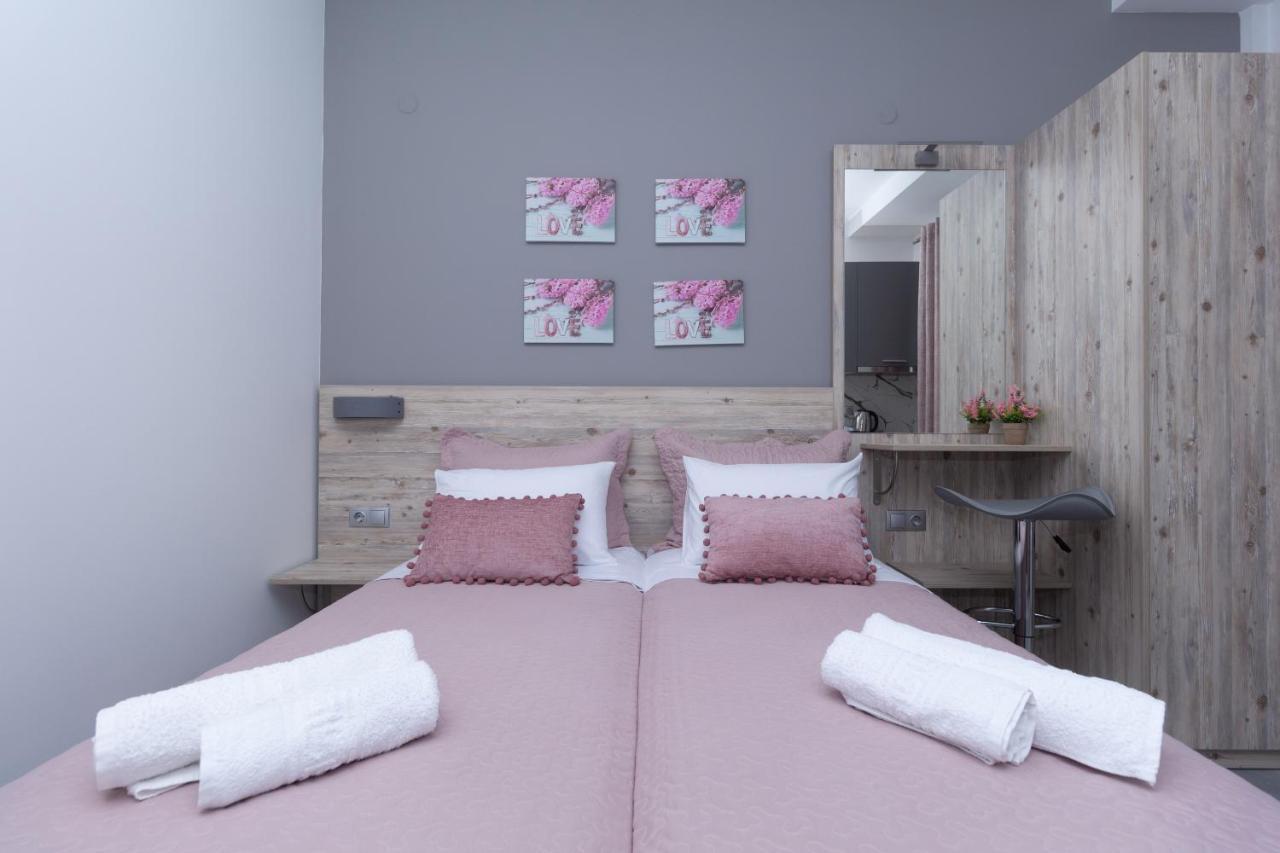 Golden Seaside 1 Apartman Néa Róda Kültér fotó