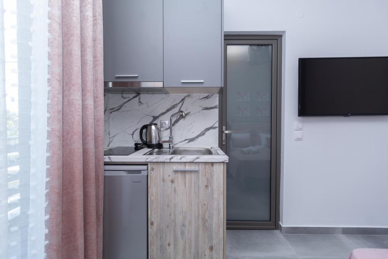 Golden Seaside 1 Apartman Néa Róda Kültér fotó